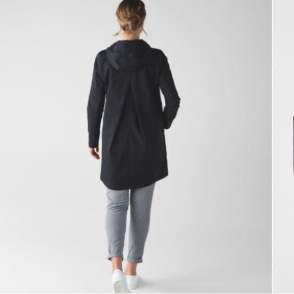 Lululemon Savasana Waterproof Jacket II - Picture 4 of 15